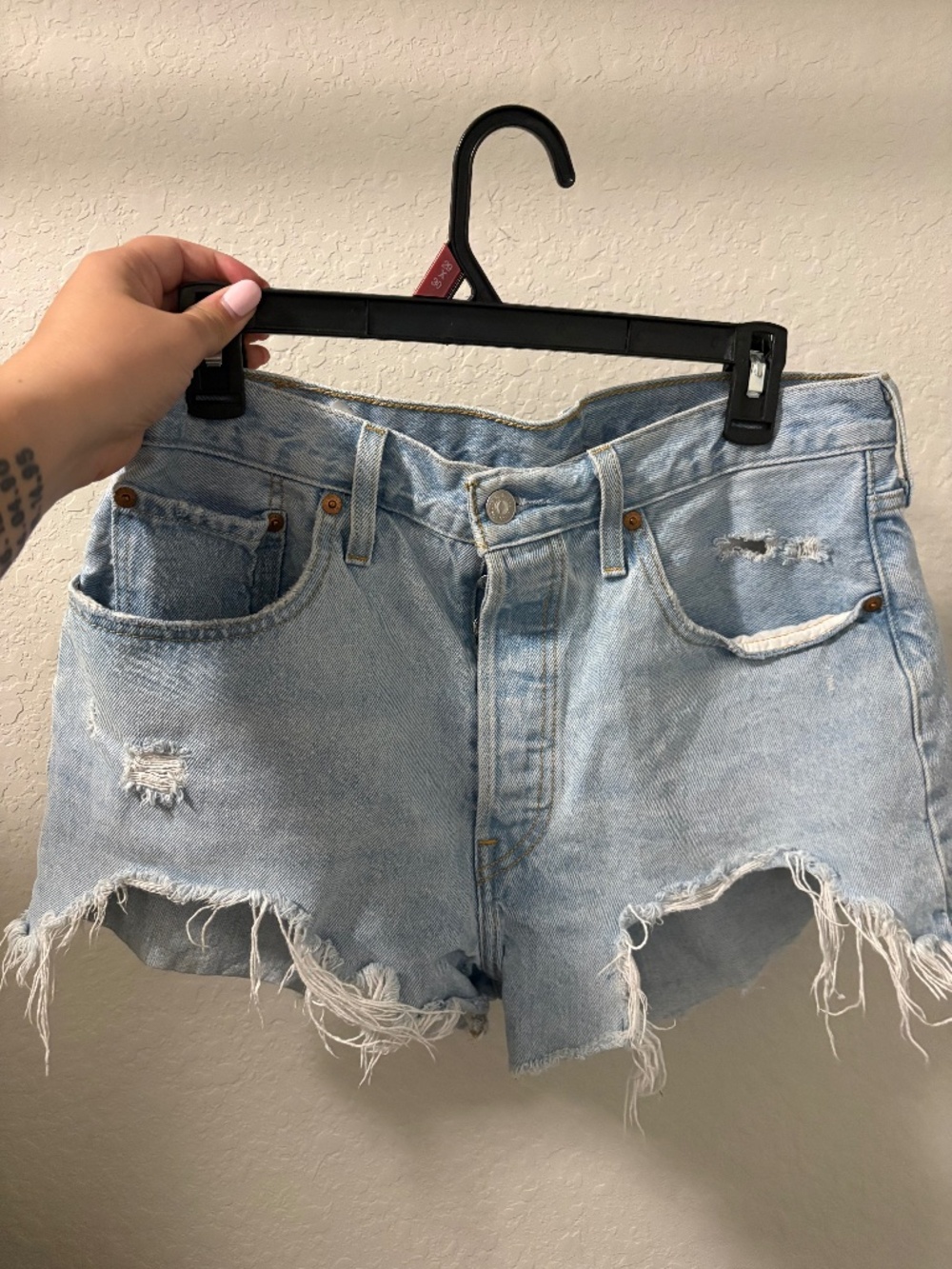 LEVI 501 Jean shorts 31in waist